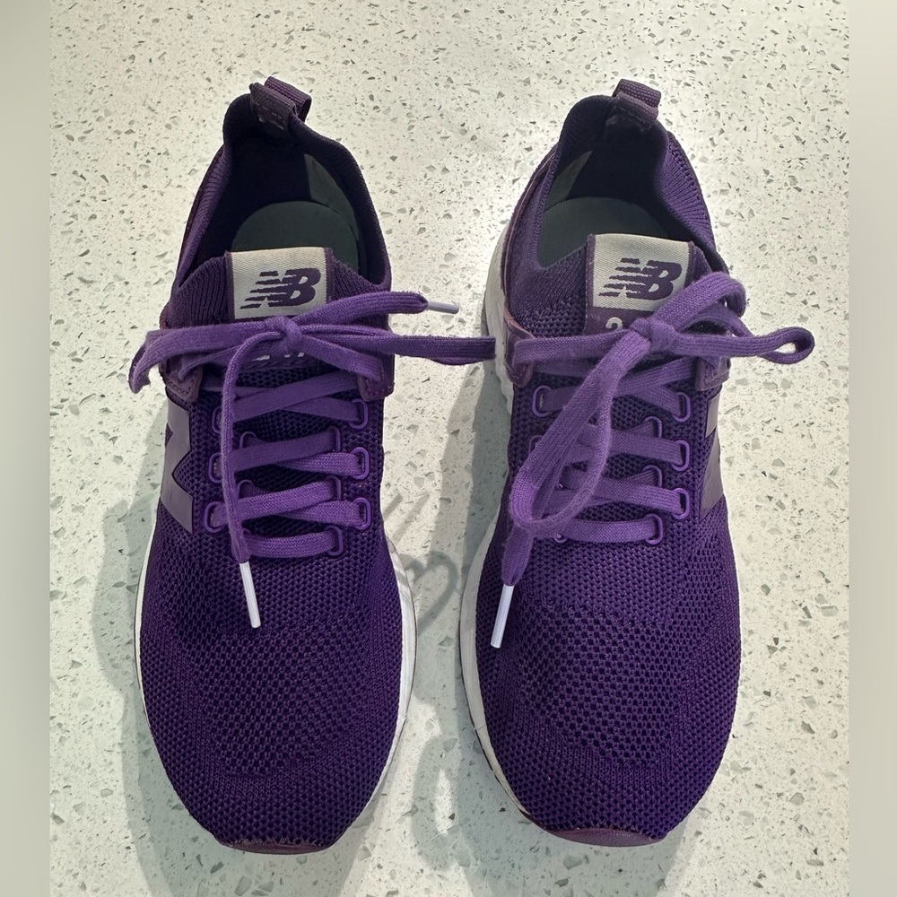 New Balance 247 Size 5 Women’s